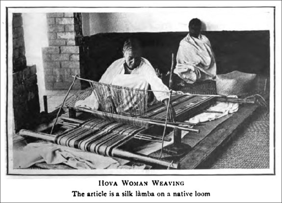 Hova woman weaving