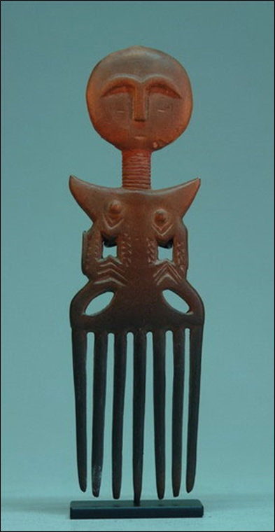 Ashanti comb - A rare ceramic pewter example
