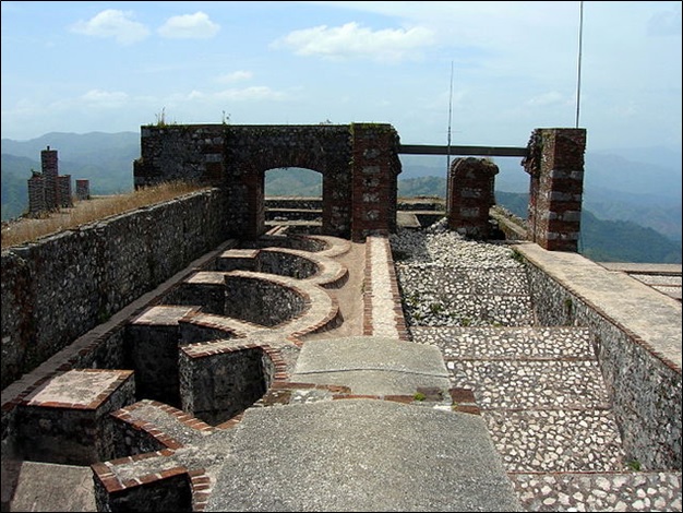 The Citadelle Laferrière, near Milot in Haiti : the upper platform