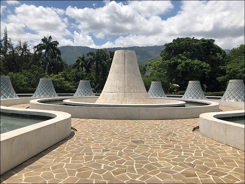 The-roof-terrace-of-the-Musée-du-Panthéon-national-haitien