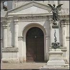 Holguín (Cuba): San José Church in San José Park